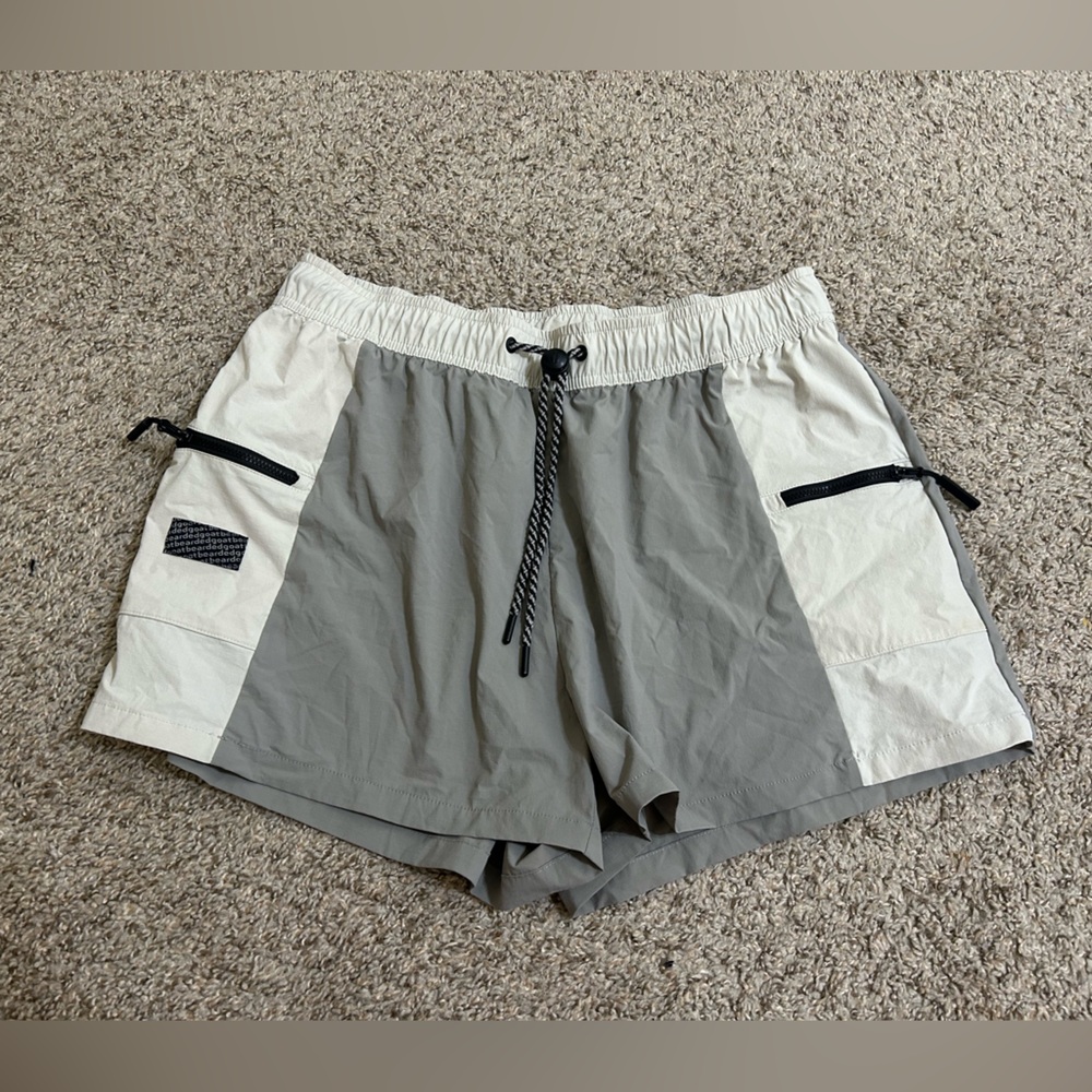 Bearded Goat Nylon Spandex Women's Two-Tone Gray Shorts Size XL Athletic Gym Run